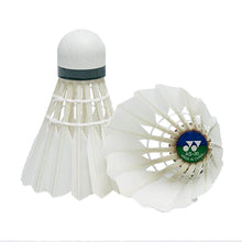 Load image into Gallery viewer, Yonex Aerosensa 20 Tournament Shuttlecock - White/3/1 DZ
- 1