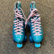 Load image into Gallery viewer, Sure Grip Stardust Glitter Uni Roller Skates 30498
 - 2