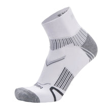 Load image into Gallery viewer, Balega Enduro Quarter Unisex Running Socks - White/XL
- 2