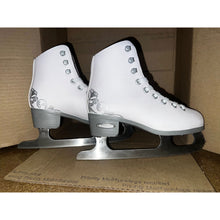 Load image into Gallery viewer, Used Bladerunner by RB Allure Girls Skates 32161
- 4