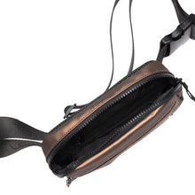 Load image into Gallery viewer, Lole Jamieson Belt Bag
 - 6