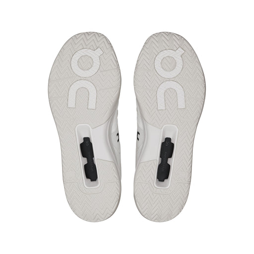 On The Roger Clubhouse Pro Mens Tennis Shoes