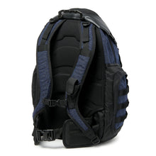 Load image into Gallery viewer, Oakley Kitchen Sink LX Backpack
- 2