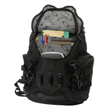 Load image into Gallery viewer, Oakley Bathroom Sink U Backpack
- 2