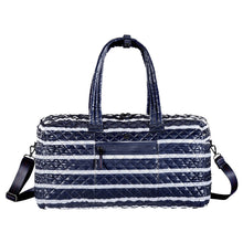 Load image into Gallery viewer, Oliver Thomas 24-7 Weekender Duffle Bag
- 10