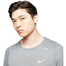 Load image into Gallery viewer, Nike Rise 365 Mens Short Sleeve Running Shirt
- 5