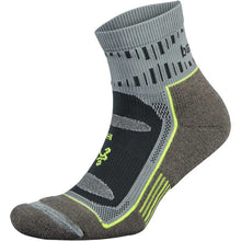 Load image into Gallery viewer, Balega Blister Resist Unisex Quarter Crew Socks - Mink/Grey/XL
 - 4