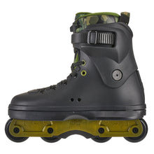 Load image into Gallery viewer, Razors Shift Camo Mens Aggressive Inline Skates
 - 4
