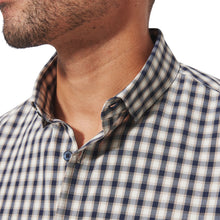 Load image into Gallery viewer, Mizzen + Main Leeward Trim Khaki Mens Dress Shirt
 - 2