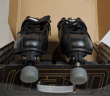 Load image into Gallery viewer, Crazy Skate Zoom Unisex Roller Skates 31035
- 2