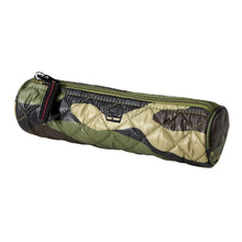 Load image into Gallery viewer, Oliver Thomas Thomas Small Cosmetic Bag
- 14