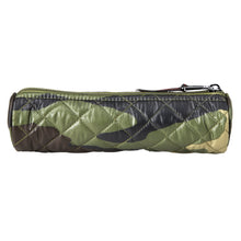 Load image into Gallery viewer, Oliver Thomas Thomas Small Cosmetic Bag
- 15