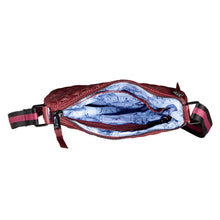 Load image into Gallery viewer, Oliver Thomas Kitchen Sink Crossbody
- 17