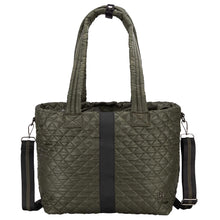 Load image into Gallery viewer, Oliver Thomas Kitchen Sink Tote Bag - Green Envy/Blk/One Size
- 24