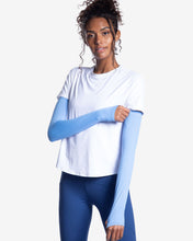 Load image into Gallery viewer, BloqUV Women's Short Sleeve Relaxed Crew Shirt
 - 20