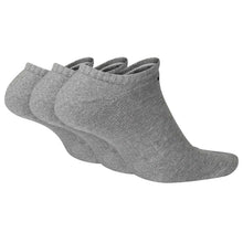 Load image into Gallery viewer, Nike No Show 3-Pack Mens Trainning Socks
 - 2