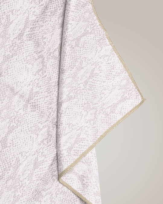 Glove It Desert Snake Quick-Drying Sport Towel