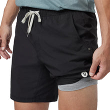Load image into Gallery viewer, Vuori Kore 7.5 Inch Lined Mens Shorts
 - 6