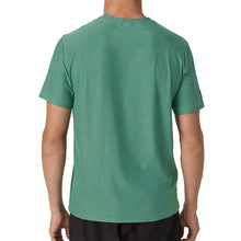 Load image into Gallery viewer, Vuori Strato Tech Mens Tee
 - 17