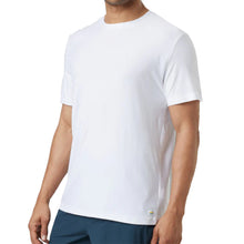 Load image into Gallery viewer, Vuori Strato Tech Mens Tee
 - 27
