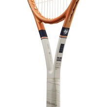 Load image into Gallery viewer, Wilson RG Blade 98 V7.0 Unstrung Tennis Racquet
 - 3