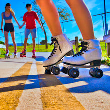 Load image into Gallery viewer, Fit-Tru Cruze Quad Silver Womens Roller Skates - B
 - 4