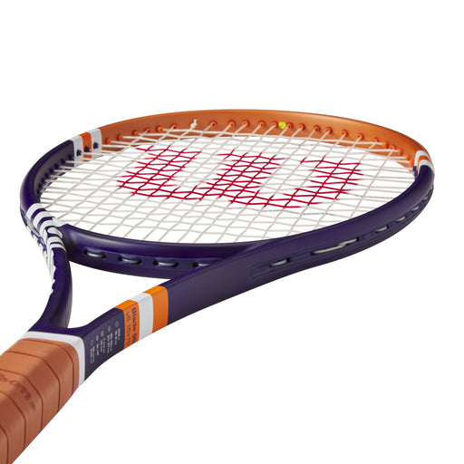 Wilson RG Blade 98 16x19 v8 Unstrng Tens Racquet