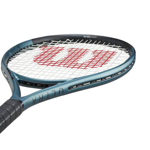 Wilson Ultra 26 V3.0 Jr Pre-Strung Tennis Racquet