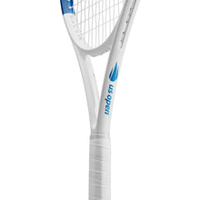 Load image into Gallery viewer, Wilson Clash 100 V2 USOpen Unstrung Tennis Racquet
 - 4