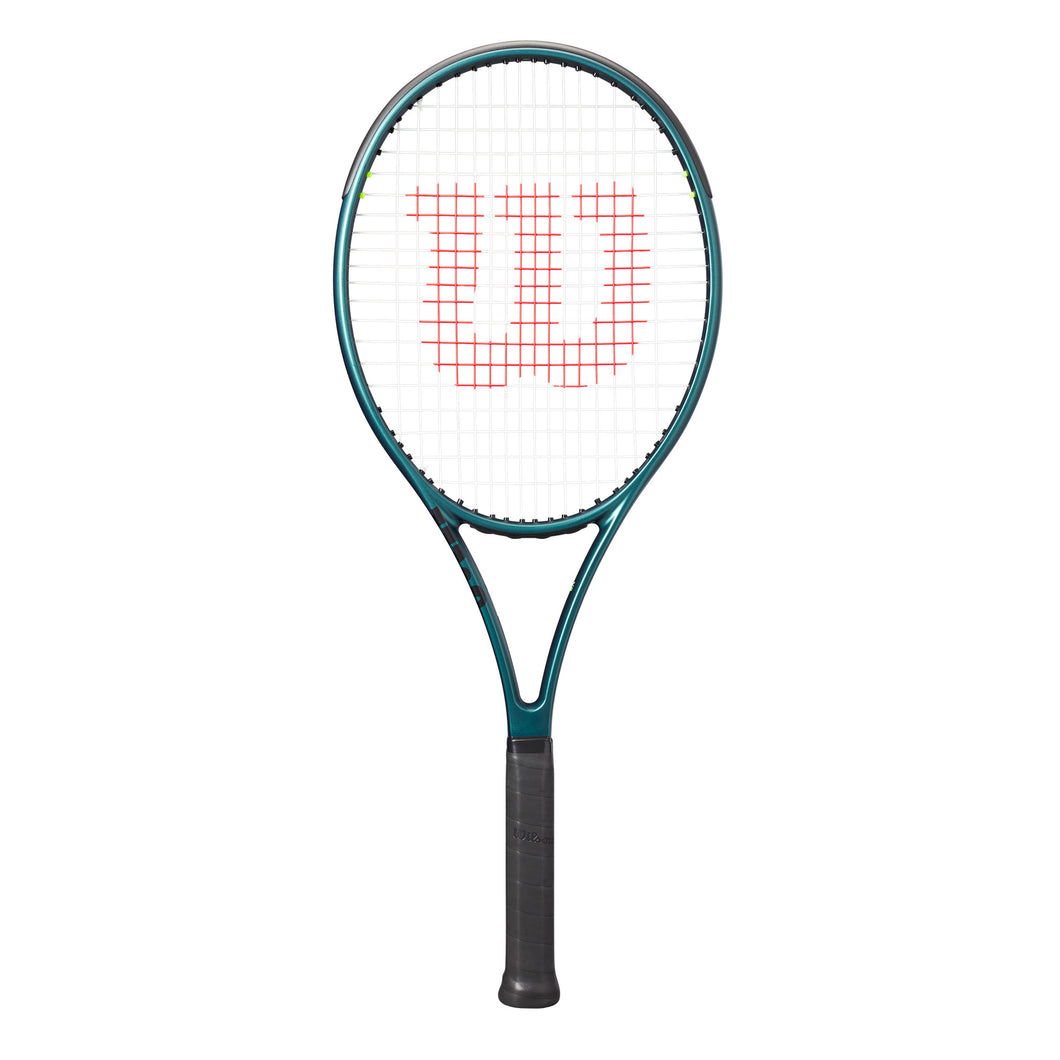 Wilson Blade 104 v9 Unstrung Tennis Racquet - 104/4 1/2/27.5