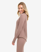 Load image into Gallery viewer, BloqUV Women's Mock Zip Top Relaxed
 - 62