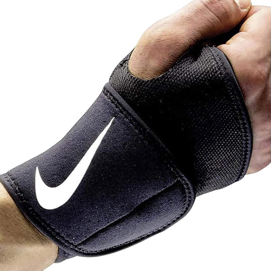 Nike Pro Wrist and Thumb Wraps