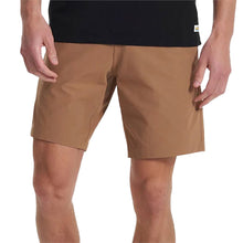 Load image into Gallery viewer, Vuori Meta 8.5 Inch Mens Golf Shorts - Camel/38
 - 4