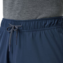 Load image into Gallery viewer, TravisMathew Wanderlust 7.5 Inch Mens Shorts
 - 3