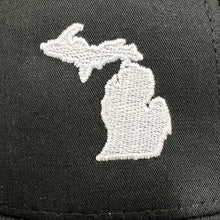 Load image into Gallery viewer, TravisMathew Widder 2.0 Michigan Hat
 - 8