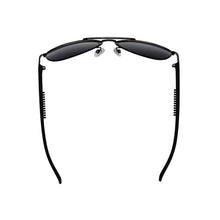 Load image into Gallery viewer, Stayson Aviator Polarized Sunglasses
 - 4