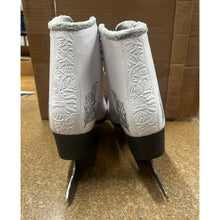 Load image into Gallery viewer, Bladerunner by RB Aurora W Figure Skates 33072
 - 3