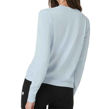 Load image into Gallery viewer, Vuori Daydream Crew Womens Shirt
 - 11