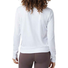 Load image into Gallery viewer, Vuori Daydream Crew Womens Shirt
 - 15