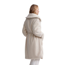 Load image into Gallery viewer, Varley Logan Sherpa Womens Coat
 - 2