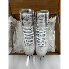 Load image into Gallery viewer, USED Bladerunner Aurora Womens Figure Skates 35938
 - 2