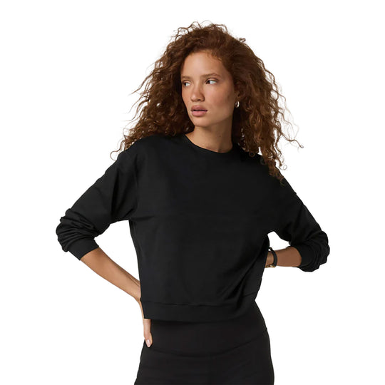 Vuori Halo Modern Womens Crew Neck Sweater