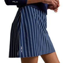 Load image into Gallery viewer, RLX Polo Golf Aim 17in Yarn-Dye Plt Wns Golf Skort
 - 3