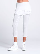 Load image into Gallery viewer, Scallop Capri
 - 1