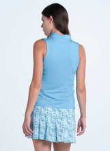 Load image into Gallery viewer, Pleated Placket Sleeveless
 - 4