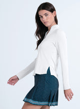 Load image into Gallery viewer, Pleated Neck Long Sleeve
 - 3