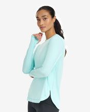 Load image into Gallery viewer, BloqUV Women's Scallop Top Relaxed
 - 5