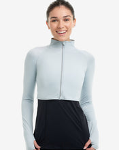 Load image into Gallery viewer, BloqUV Women's Full Zip Crop Top Sun Shirt
 - 3
