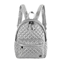 Load image into Gallery viewer, Oliver Thomas 24-7 Tablet Backpack - Metallic Silver/One Size
 - 4