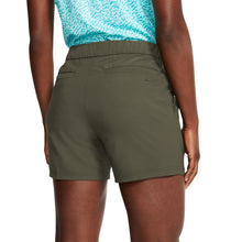 Load image into Gallery viewer, Nike Flex Victory 5in Womens Golf Shorts
 - 3
